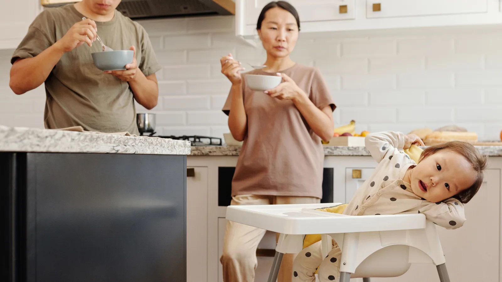 sống chậm nam giới sáng cuối tuần trống rỗng nhẹ